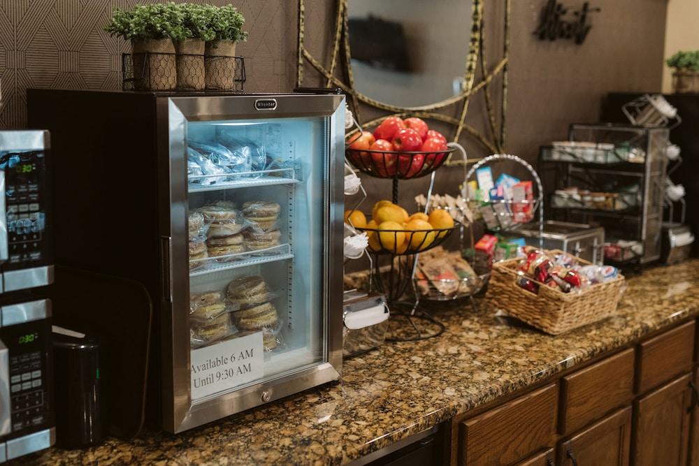 Everspring Suites Bismarck Dış mekan fotoğraf